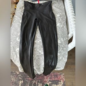 Spanx faux leather leggings size large